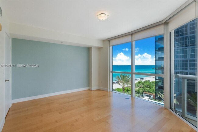 Building Photo - 17201 Collins Ave