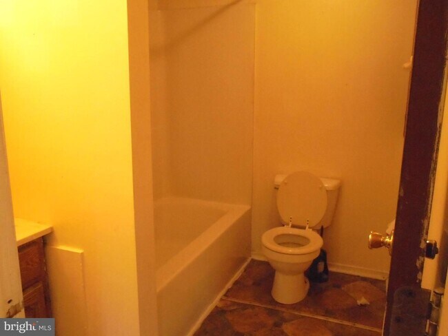 Building Photo - 51 Ed Turner Ln