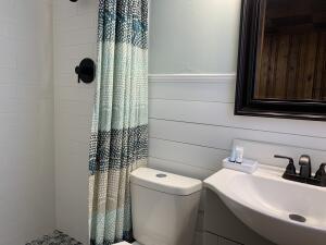 Building Photo - 2417 Comanche Rd