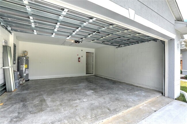 Building Photo - 426 Lanfair Ave