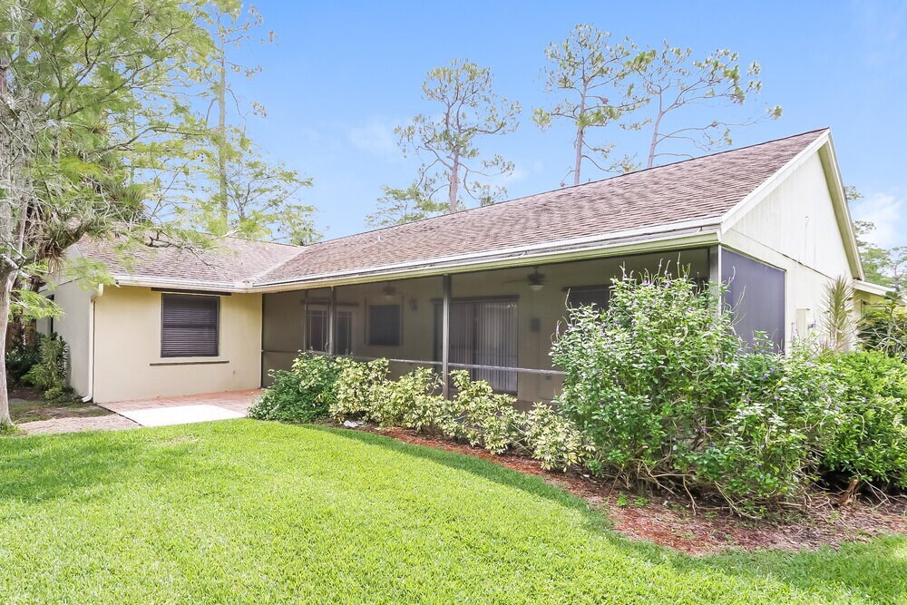 Building Photo - 735 Daffodil Dr