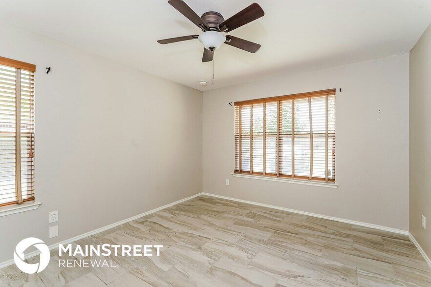 Building Photo - 123 Harvest Hill Ln