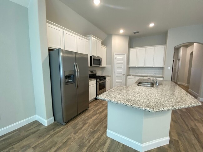 Building Photo - Live Minutes from Historic Gruene and Downtown New Braunfels! 4/3/2 Home in Gruenefield Subdivisi...