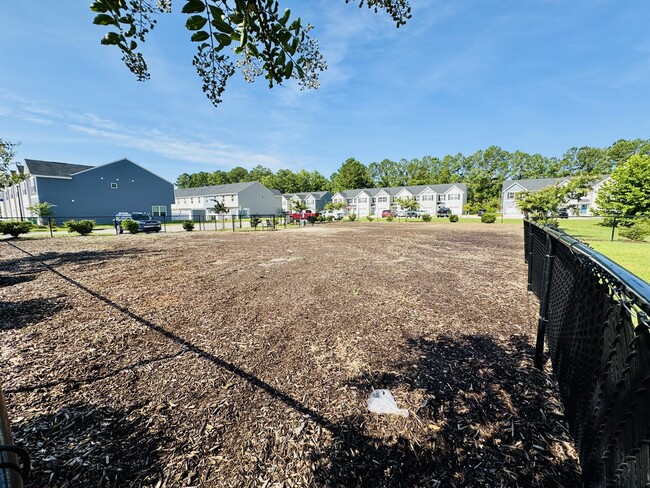 Building Photo - 261 Christiana Ln