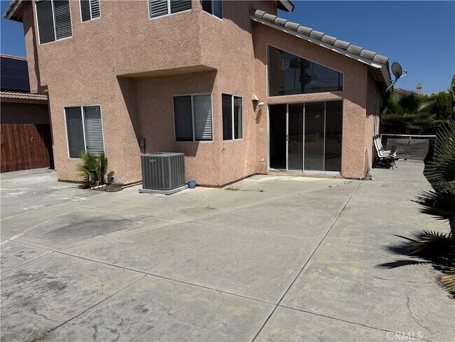 Building Photo - 30159 Westlake Dr
