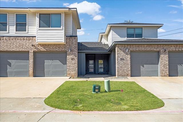 Building Photo - 3060 W Crawford St