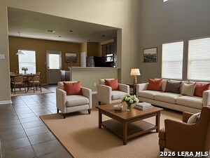 Building Photo - 1810 Golden Maple
