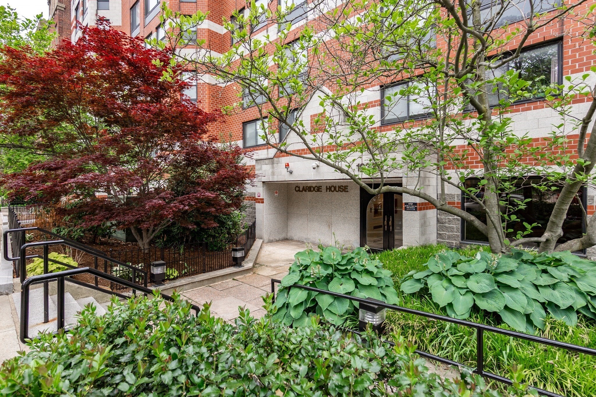 Building Photo - 1933 Commonwealth Ave