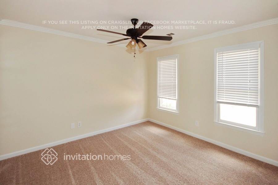Building Photo - 253 Sedgewick Trail