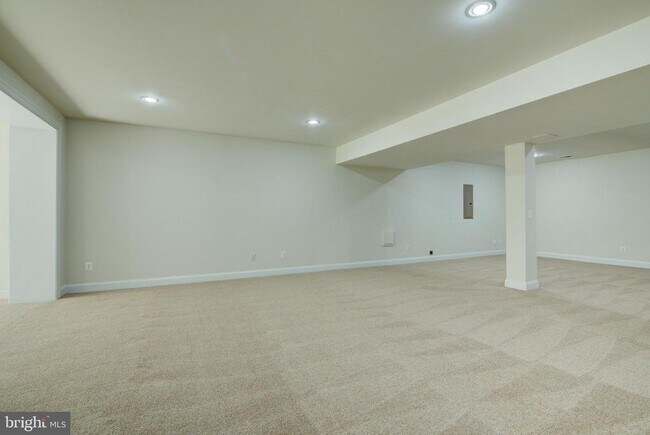 Building Photo - 23685 Kilkerran Dr