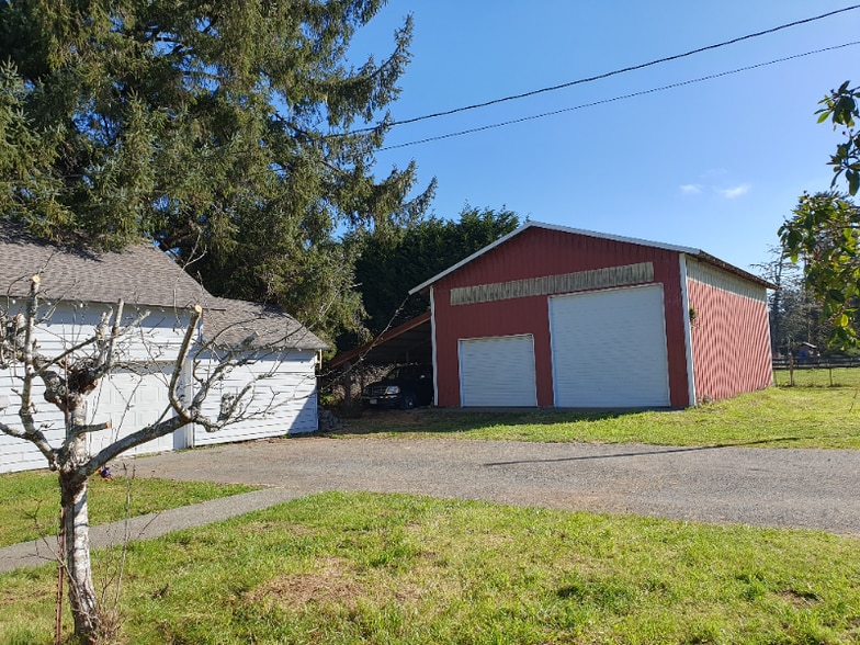 Building Photo - 1300 Morehead Rd