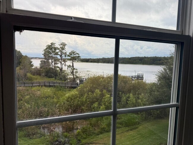 Building Photo - $1975 | 3-Bedroom 2-Bath Condo | Fully Ren...