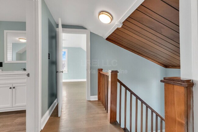 Building Photo - 4724 Cane Run Rd