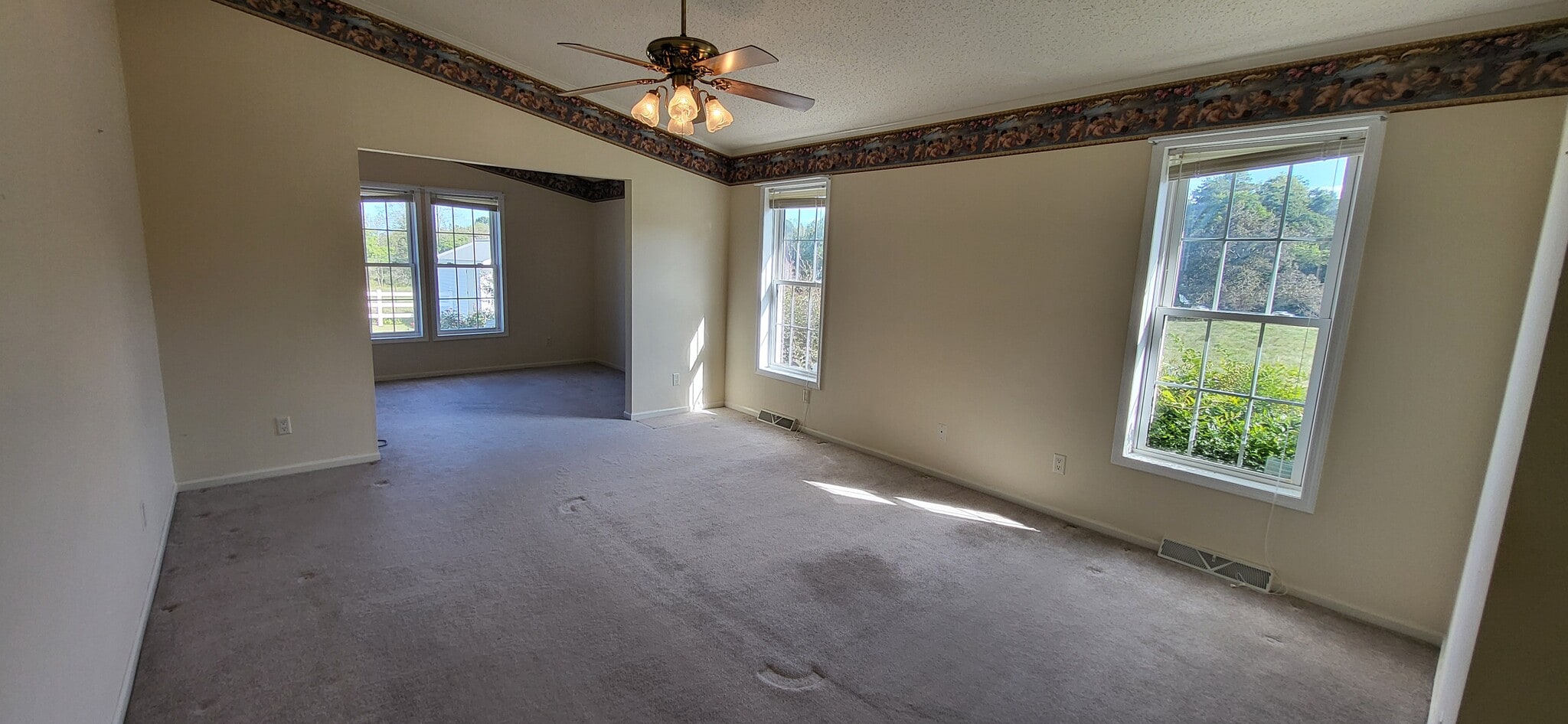 Building Photo - 338 Hicks Farm Rd