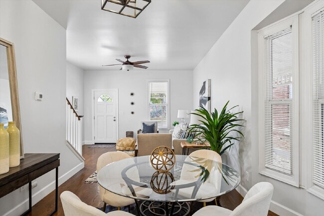 Building Photo - 3BR/2BA Wonderfully Updated Single Family Home---JUST GORGEOUS!  GAS, ELECTRIC, WATER, SEWER and ...