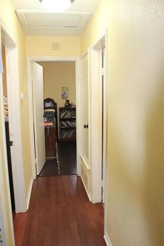 Building Photo - 936 Sugarberry Dr