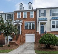 Building Photo - 1369 Thornborough Dr