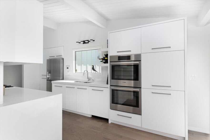 Building Photo - 15355 Stonewood Ter