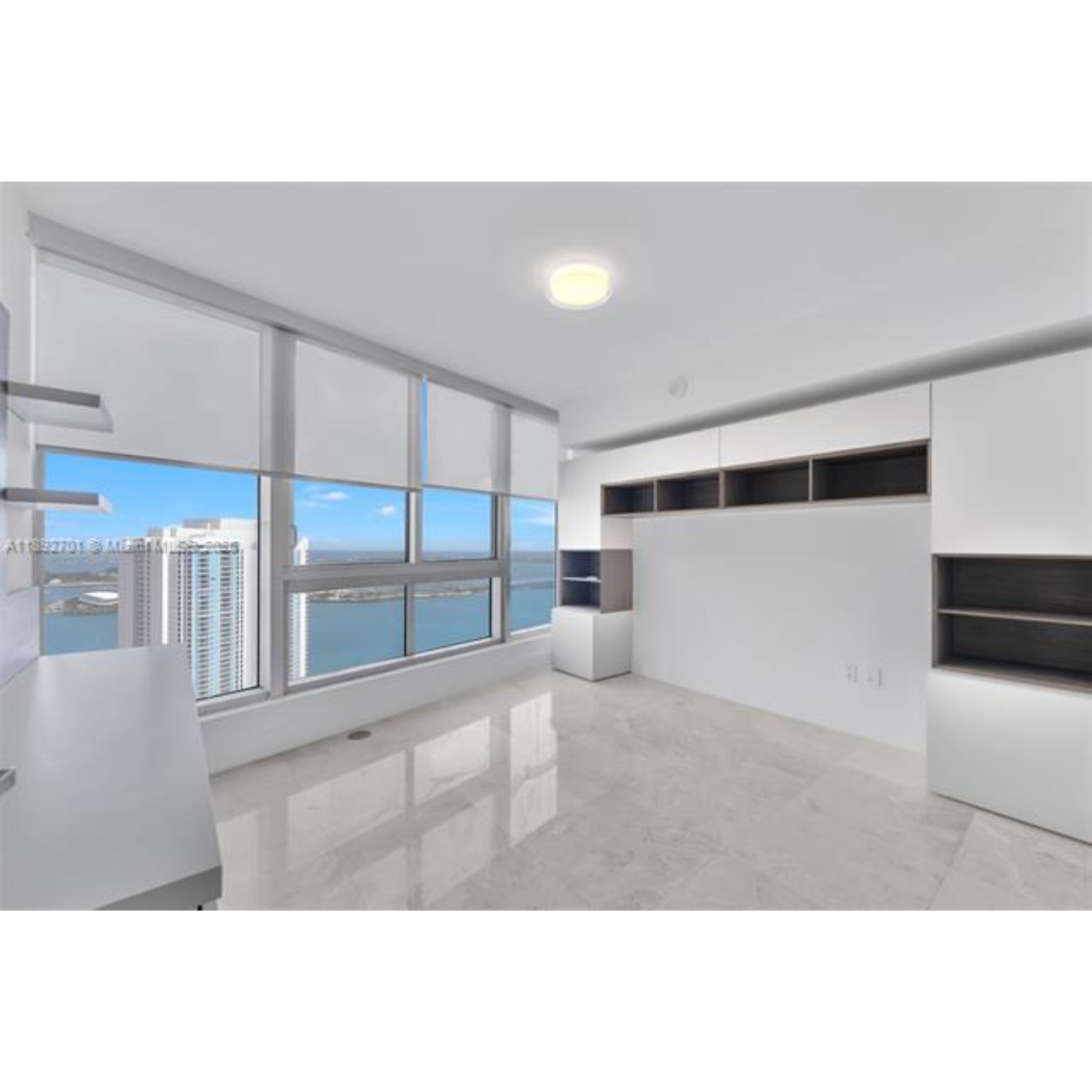 Building Photo - 465 Brickell Ave