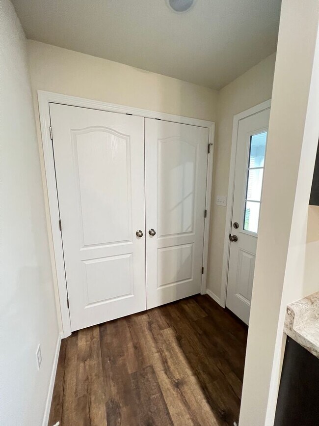 Building Photo - NEW CONSTRUCTION!