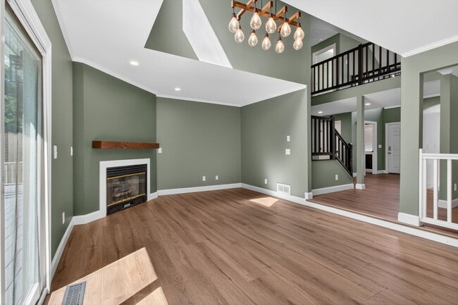 Building Photo - 18609 Broadfield Dr