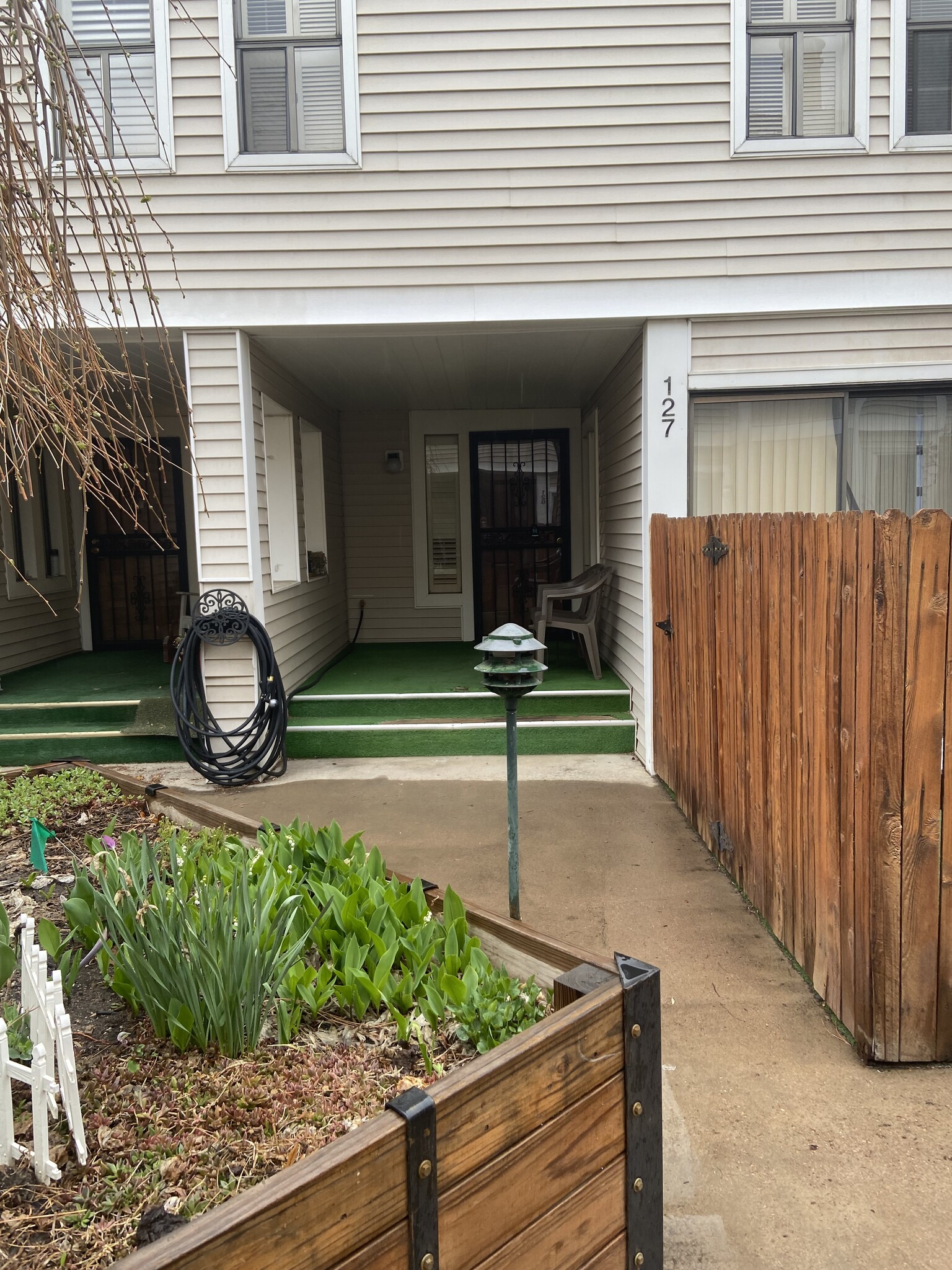 Entrance - 1050 S Monaco Pky