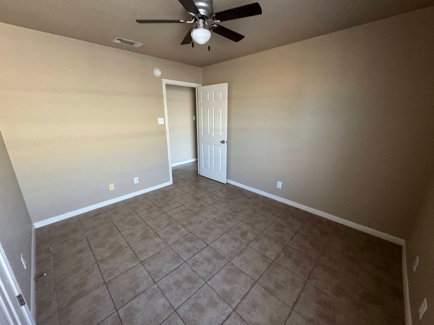 Building Photo - 1310 Powder River Dr