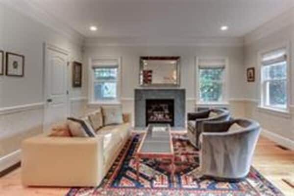 Building Photo - 68 Waverley Ave