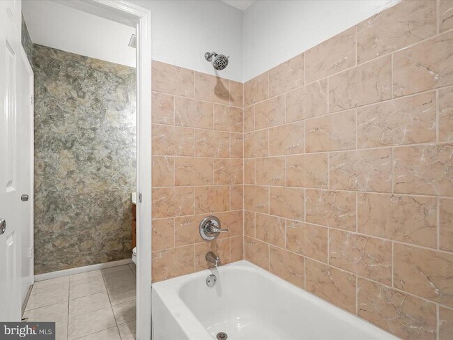 Building Photo - 8823 Rusland Ct