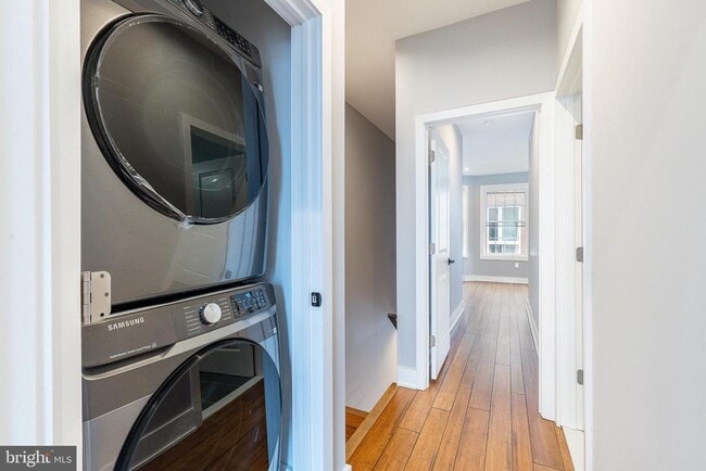 Building Photo - 2821 Livingston St