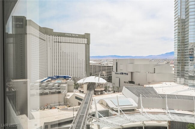 Building Photo - 3726 S Las Vegas Blvd