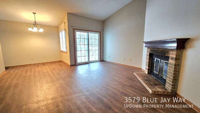 Building Photo - 3579 Blue Jay Way