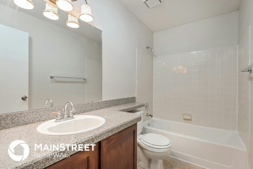 Building Photo - 1851 W Mountain Oak Ln