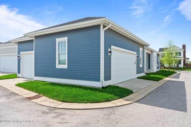 Building Photo - 6204 Moonseed St