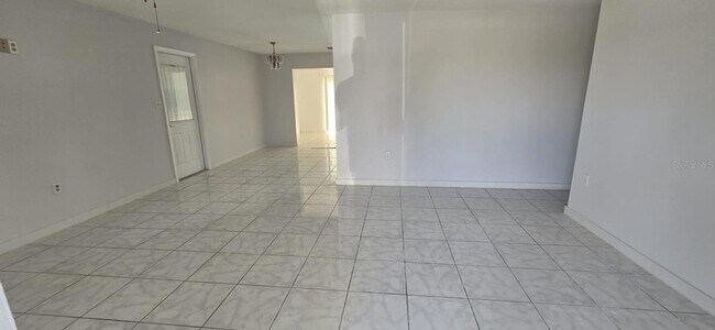 Building Photo - 3413 Areca St