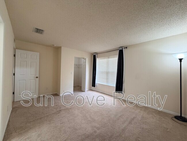 Building Photo - 4215 Winding River Way