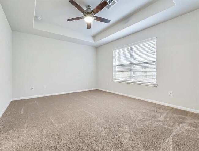 Building Photo - 5411 James Michael Dr