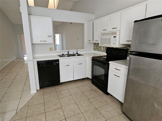 Building Photo - 2511 NW 56th Ave