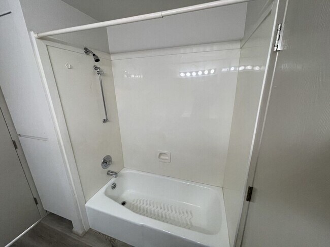 Building Photo - Coming Soon! Beautifully Remodeled 3-Bedroom Home with Fenced Yard & Covered Parking