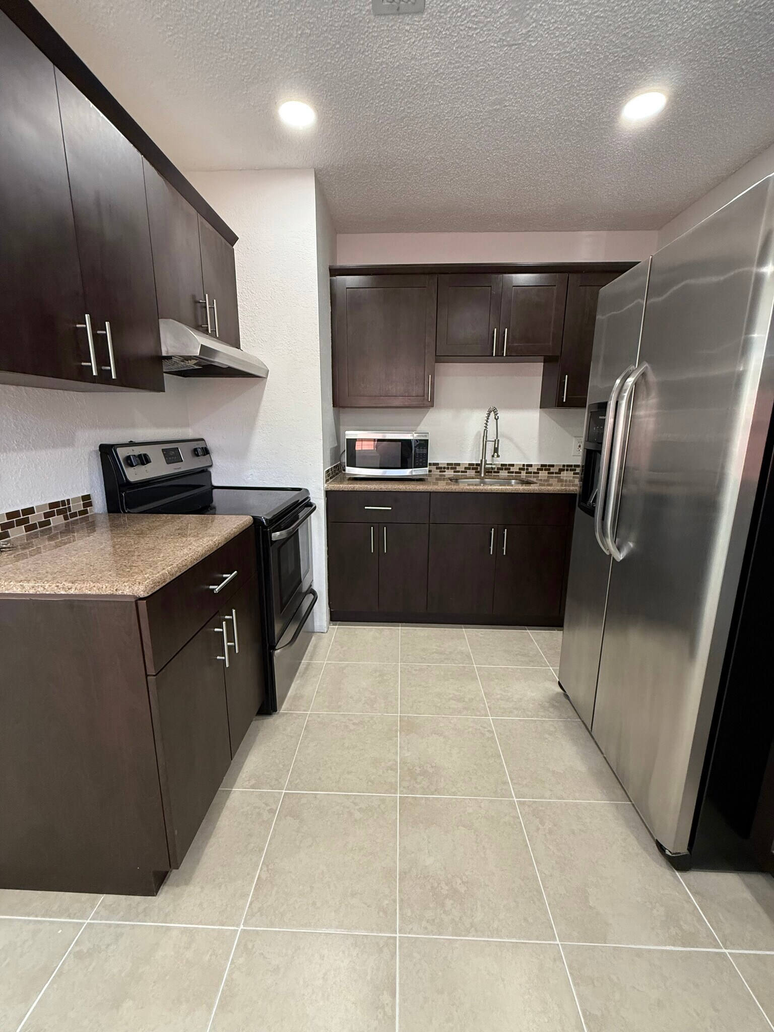 Kitchen - 821 SW 9th St