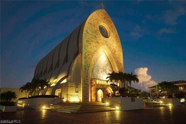 Building Photo - 5739 Oakmont Ct