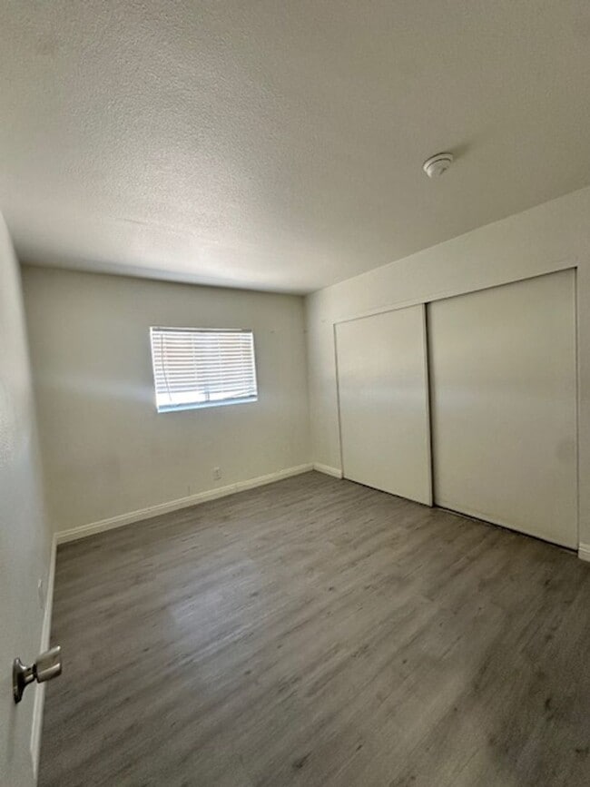 Building Photo - 2121 Oceanus Ln