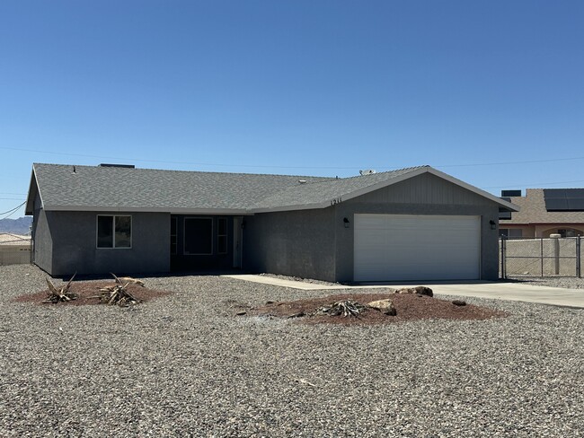 Primary Photo - 1211 Palo Verde Ln