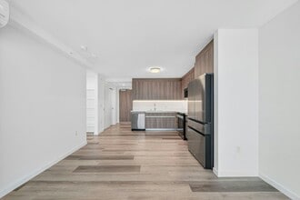 Building Photo - 1500 Rycroft St