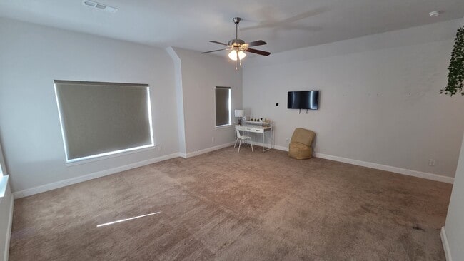 Building Photo - 1112 Maverick Dr