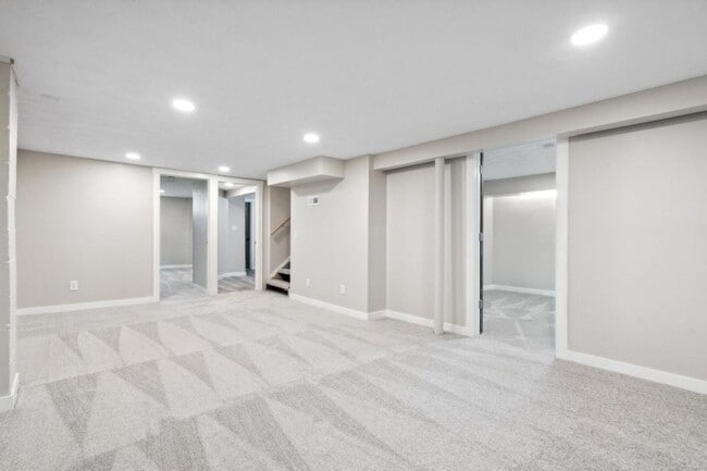Building Photo - 1311 Liscum Dr