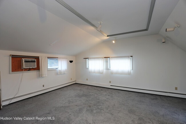 Building Photo - 504 Wilbur Ave