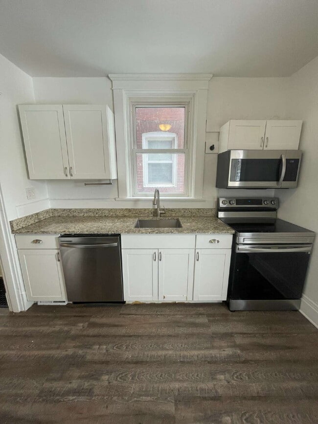 Building Photo - Cozy 3-Bedroom in Greensburg – Walk to Shopping & Dining!