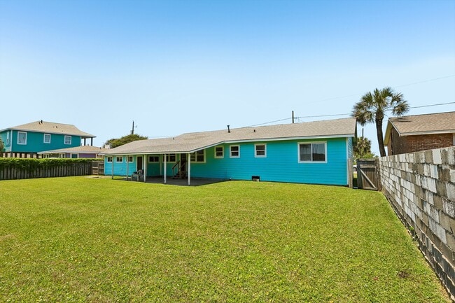 Building Photo - 5709 Maco St
