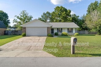 Building Photo - 502 Krest Dr